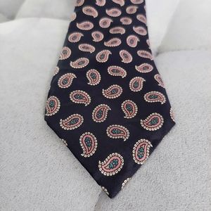 Vintage Hart Scahffner & Marx Silk Tie